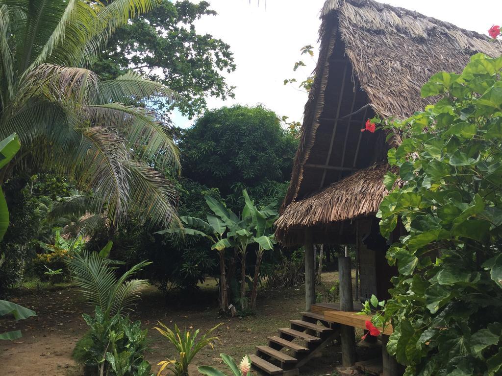 Oneta Resort Naqarawalu エクステリア 写真