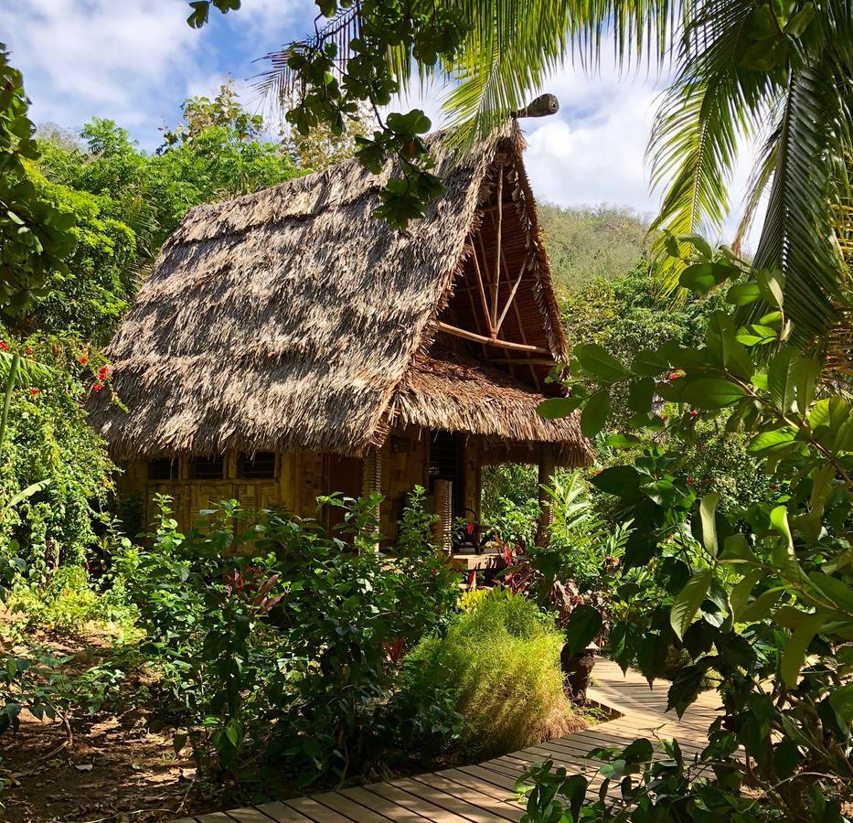 Oneta Resort Naqarawalu エクステリア 写真